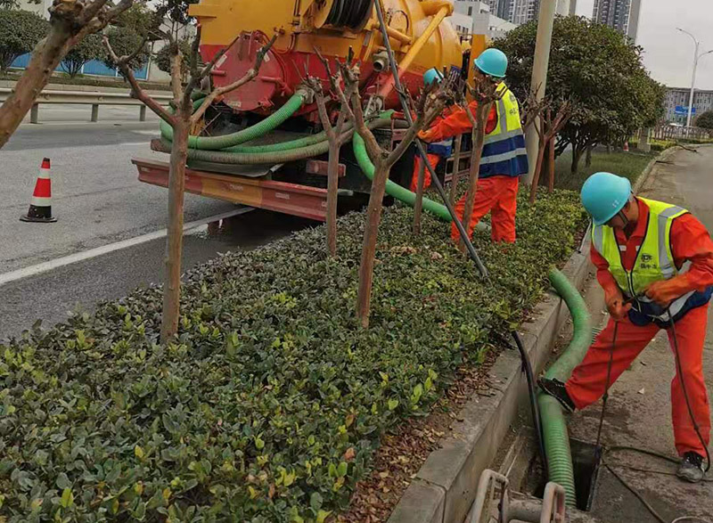 贵德市政管道清淤